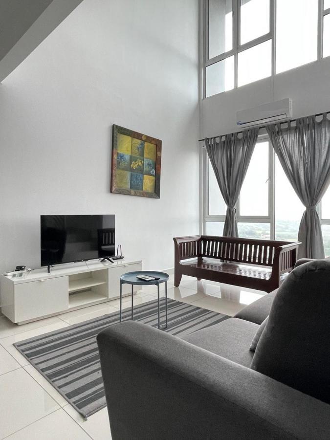Yenni Duplex @ Decentrum, Kajang Serdang  Exterior foto