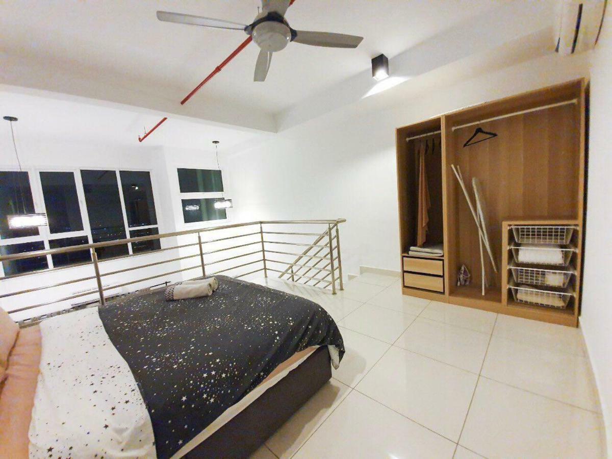 Yenni Duplex @ Decentrum, Kajang Serdang  Exterior foto
